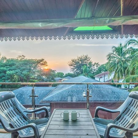 The Village Beach Resort Baga Extérieur photo