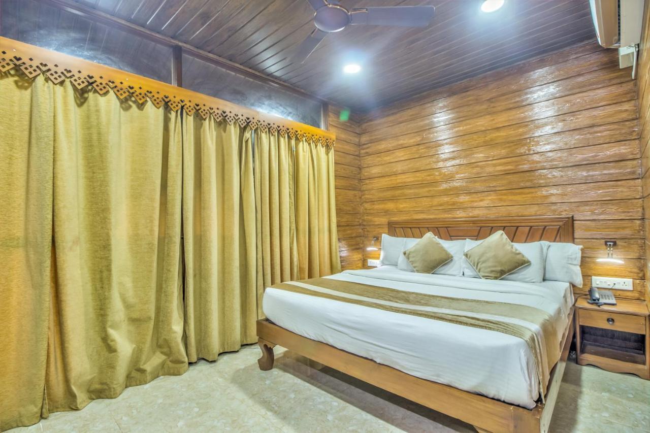 The Village Beach Resort Baga Extérieur photo