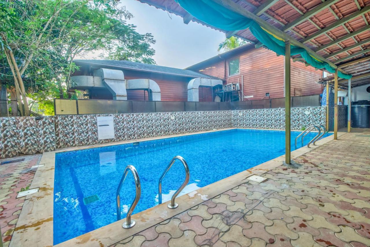 The Village Beach Resort Baga Extérieur photo